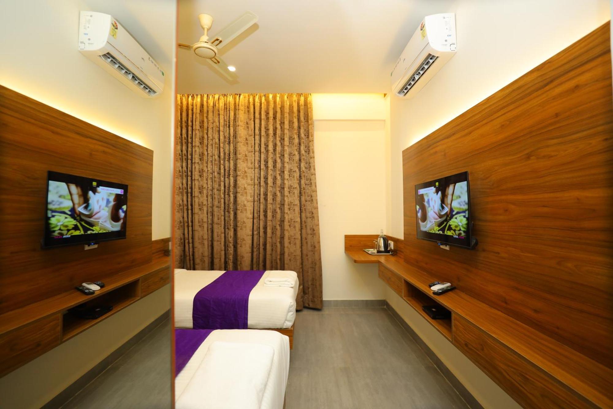 Silverkey Hotel Yelahanka Bangalore Exterior foto